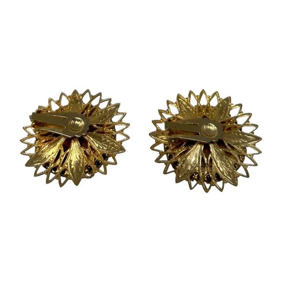 Vintage 50's Gold Tone Filigree Dark Green Button Iridescent 1.5" Clip Earrings - Picture 6 of 11